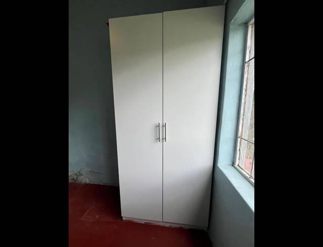 1 BEDROOM PROPERTY TO RENT IN LOMBARDY EAST